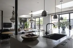 05 Interior